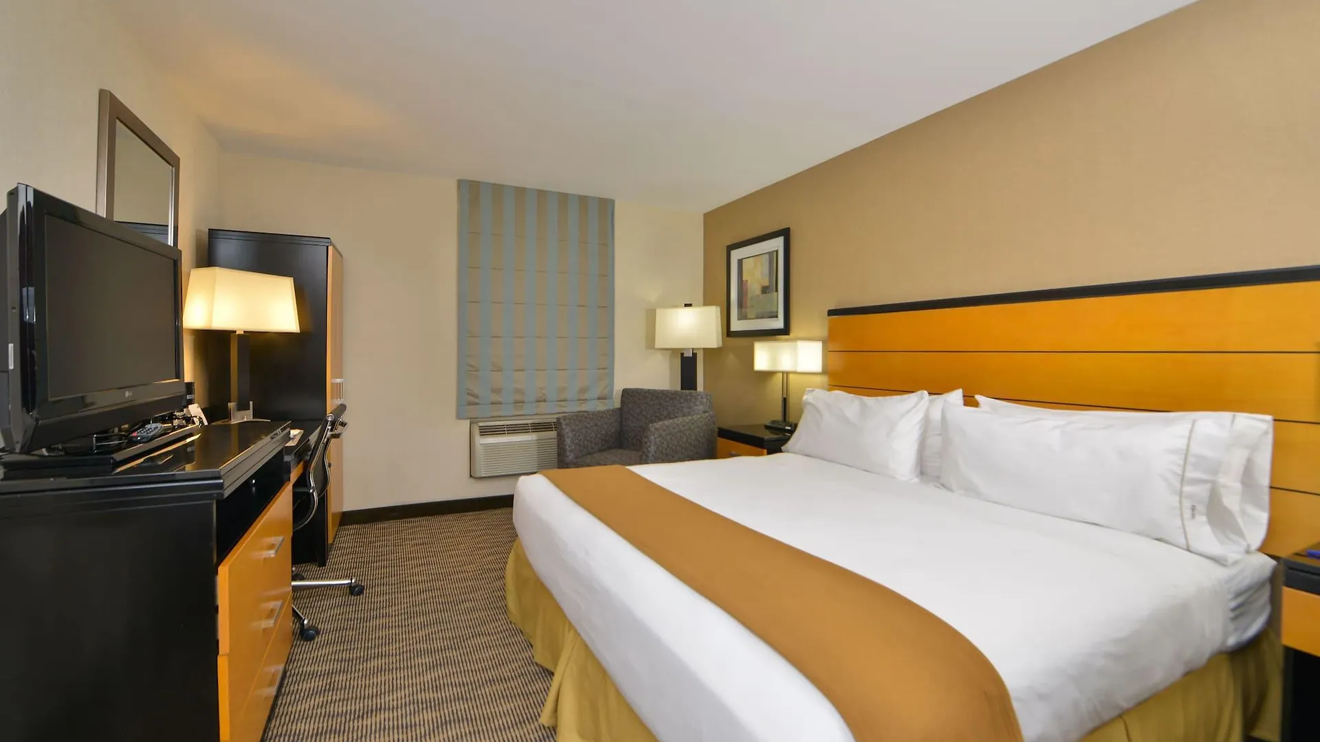 *** Hotel Holiday Inn Express Kennedy Airport New York USA