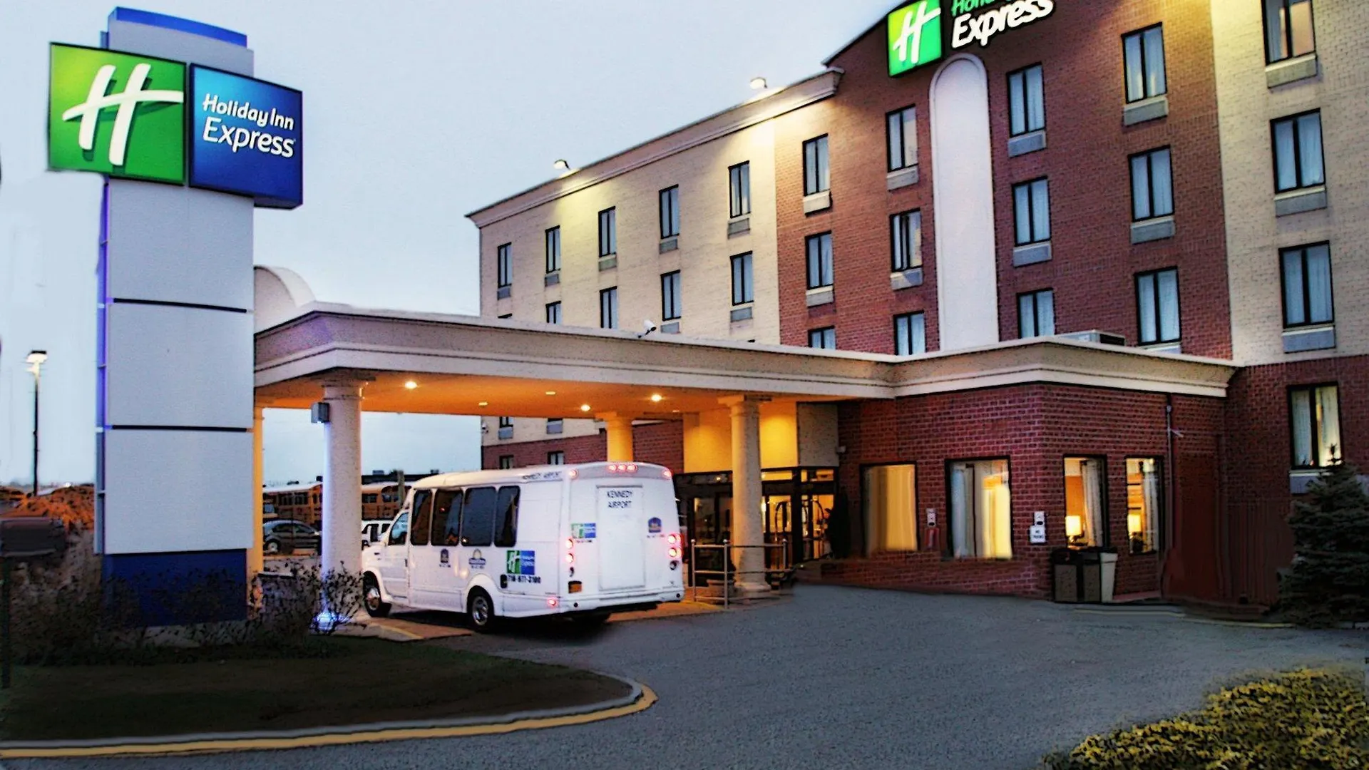 Hotel Holiday Inn Express Kennedy Airport New York