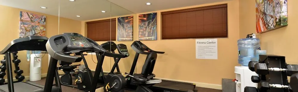 Holiday Inn Express Kennedy Airport New York Hotel