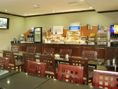 Hotel Holiday Inn Express Kennedy Airport New York
